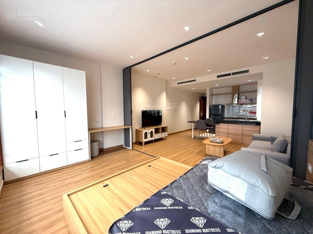 Trần đại nghĩa  40m2 x 5t  mt 4,2m  vài bước ra mặt phố  9 tỷ có tl.