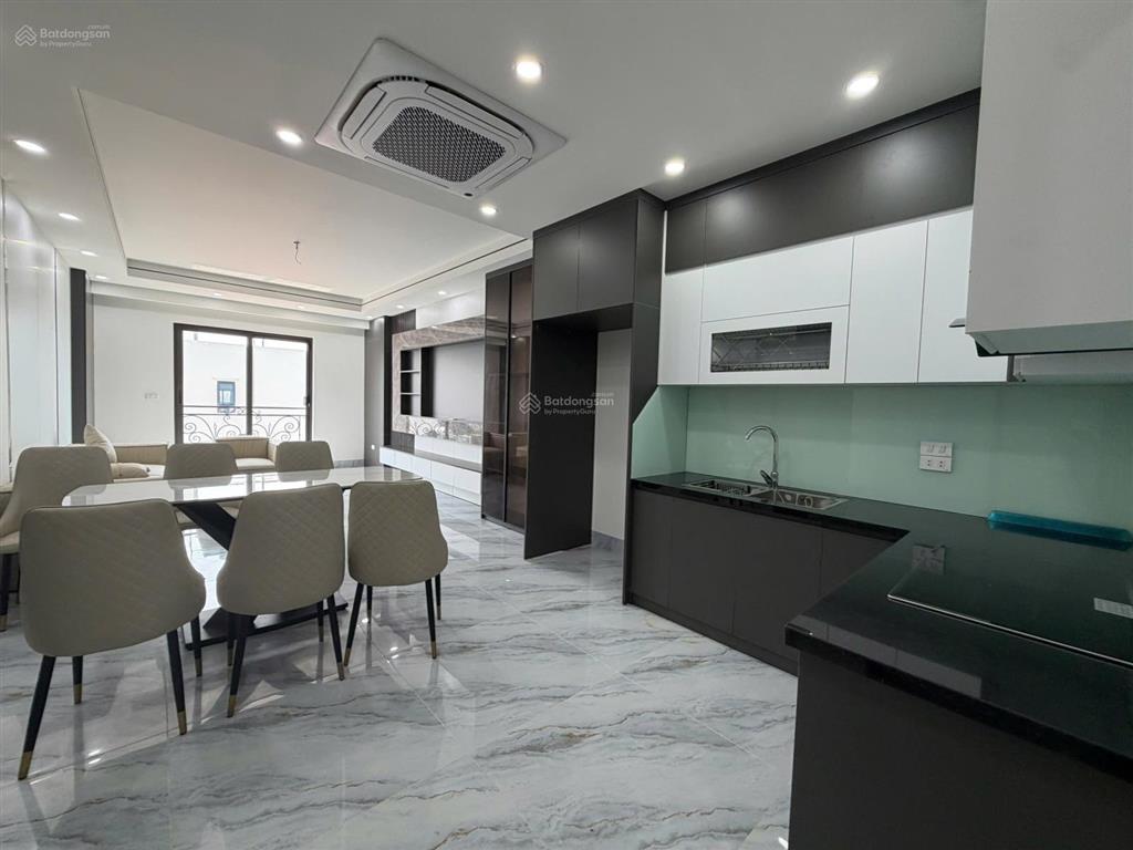 Thái hà, đống đa  gara ô tô  20m ra mặt phố  75m2 x 6 tầng, thang máy  ở ngay!