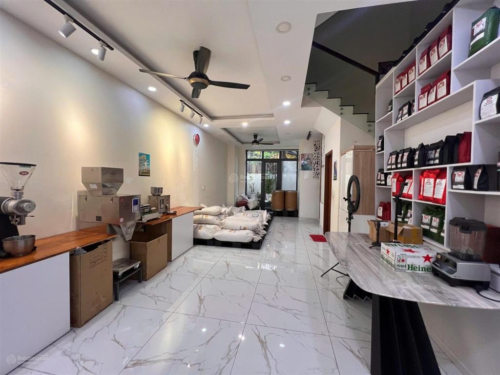 Nhà phố liền kề lavila, hoàn thiện nội thất cơ bản, 12.6 tỷ