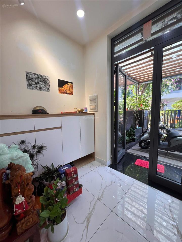 Nhà phố liền kề lavila, hoàn thiện nội thất cơ bản, 12.6 tỷ