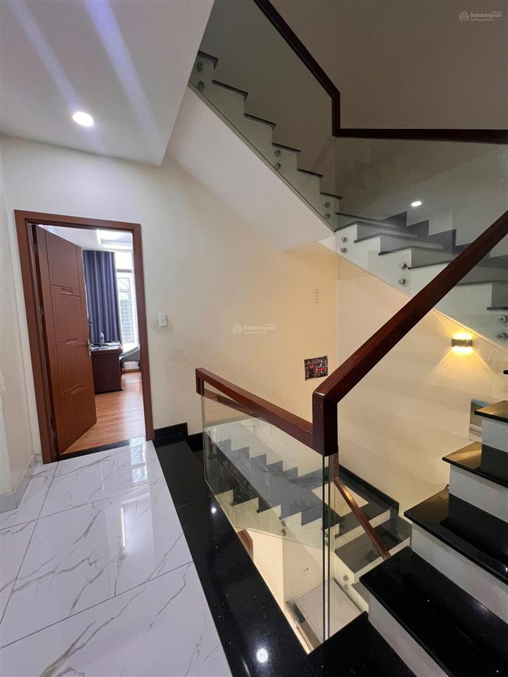 Nhà phố liền kề lavila, hoàn thiện nội thất cơ bản, 12.6 tỷ