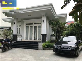 Bán biệt thự góc 2 mt trung tâm thị trấn nhà bè cách q7. pmh 1km. 624m2, 42 tỷ tl