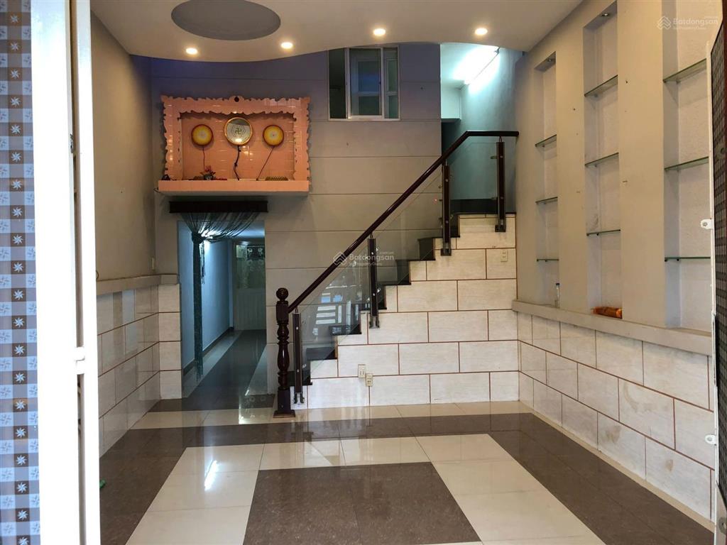 Bán căn hộ mặt tiền đường ký con, quận 1, 60m2, 5.6 tỷ tl