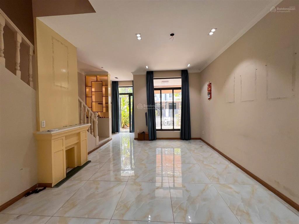 Nhà phố lavila nhà bè, nhà hoàn thiện full nội thất 13.2 tỷ