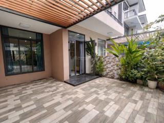 Nhà phố lavila nhà bè, nhà hoàn thiện nội thất cơ bản 13 tỷ bớt lộc.