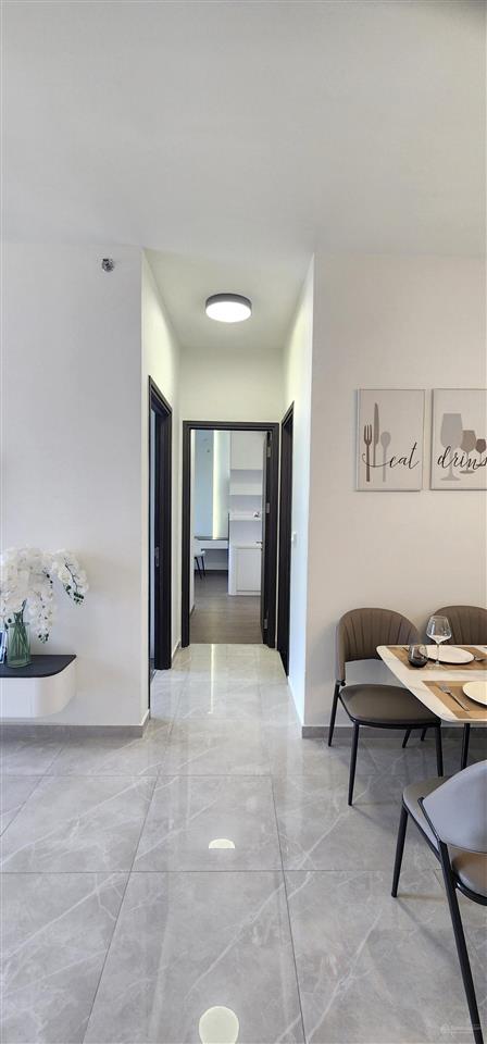 6,1 tỷ bao thuế phí, 2pn 89m2, celesta rise