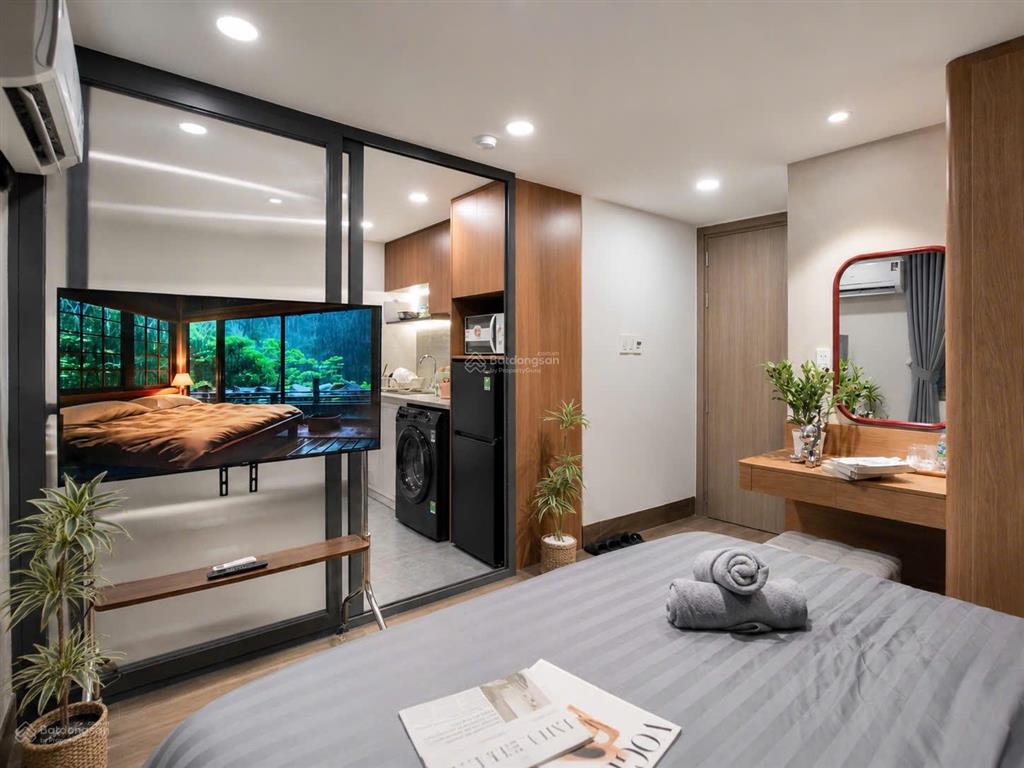 Cho thuê cc mini 1pn + 1wc, 40m2, 8 triệu, huỳnh tịnh của, p 1, q3, view đẹp hot!