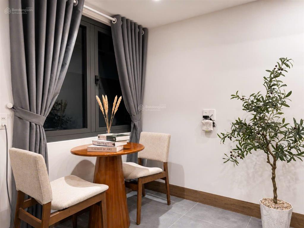 Cho thuê cc mini 1pn + 1wc, 40m2, 8 triệu, huỳnh tịnh của, p 1, q3, view đẹp hot!