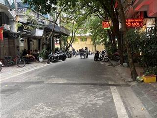 Nhà đẹp hoàng quốc việt, cầu giấy 42m2, thang máy 450kg, hơn 11 tỷ, 45 chỗ đón đầu ngõ