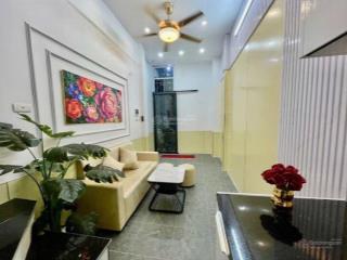 Bán nhà trương định .dt 24m. 5 tầng . sổ đỏ.giá 4.85