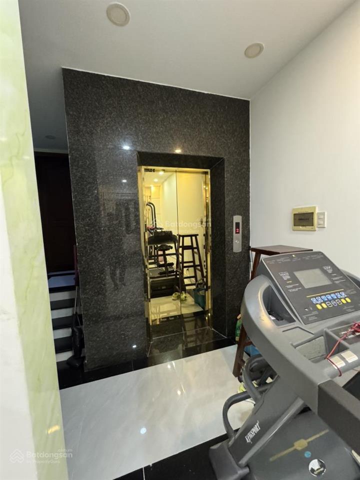 Nhà đẹp 4 tầng bùi minh trực ngang 5m tặng nội thất gần công viên hoàn công đủ ở ngay