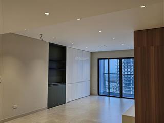 Chính chủ, cho thuê căn hộ góc, cao cấp, mới đưa vào sử dụng. dt 106.2m2, 3pn, 2wc. giá 40tr/tháng.