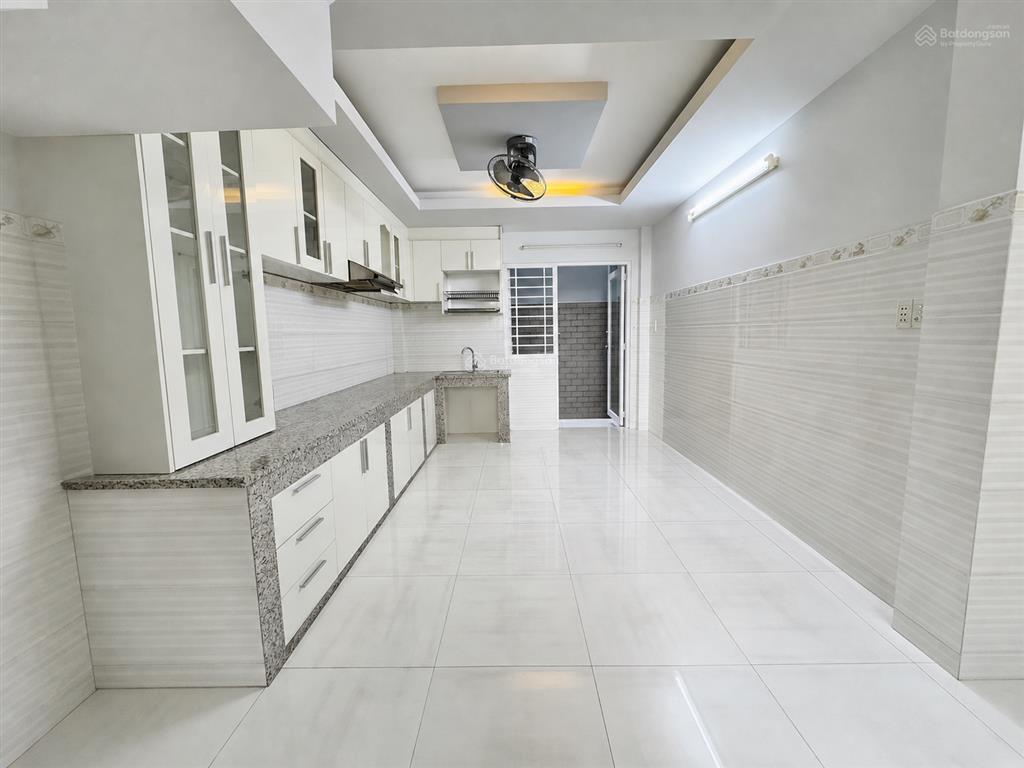 Tô hiến thành  quận 10  66m2 3m7x19m  4 tầng btct  hxh thông  16t5 tl