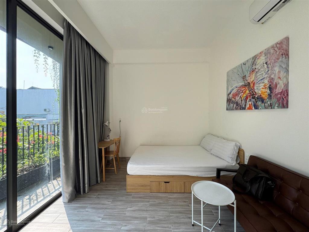 Siêu phẩm căn studio cao cấp  ban công đón nắng  ngay cầu sài gòn, trần não, q2