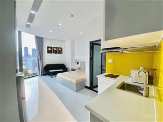 Studio ban công + máy giặt riêng tại lê văn sỹ, 5,8 triệu, 35m2, view thành phố .  0983 451 ***