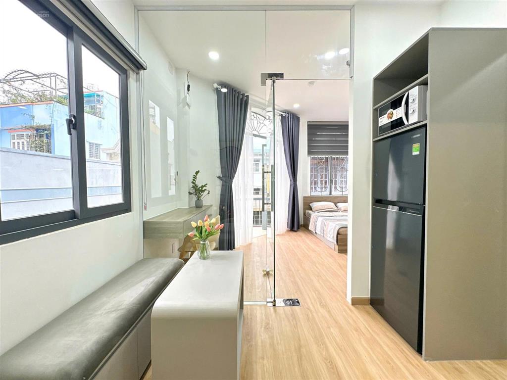 Mới 100%  căn hộ 1pn  40m², giá 6,4 triệu tại lê văn sỹ  gần bờ kè trường sa, gần chợ