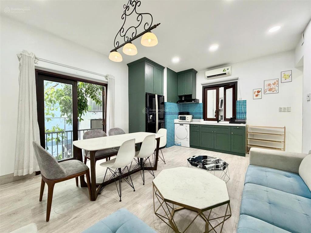 Căn 2pn 50m2, giá 9,9 triệu/th tại huỳnh văn bánh, phú nhuận  có máy giặt riêng.  quỳnh my