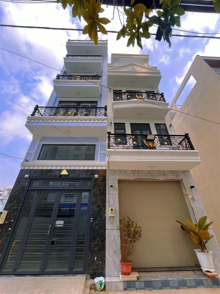 Bán nhà đẹp mới xây  gần chợ an dương vương  53m2 (4m x 13m)  7,9 tỷ giá tốt chốt ngay.