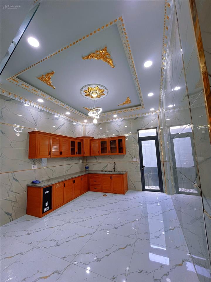 Bán nhà đẹp mới xây  gần chợ an dương vương  53m2 (4m x 13m)  7,9 tỷ giá tốt chốt ngay.