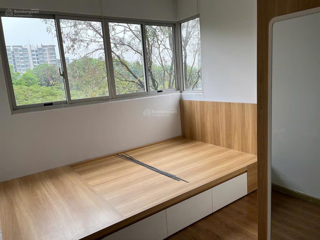 Căn hộ khu ruby loại 3pn2wc có ban công lớn, view hồ sinh thái, tầng đẹp phong thủy, hướng mát