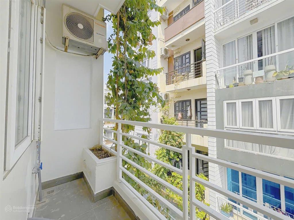 Khai trương căn hộ ban công mới trung tâm phú nhuận gần tân định, q1, full nội thất mới, thang máy