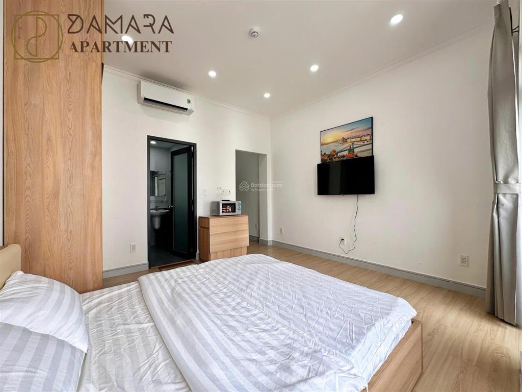 Căn hộ cao cấp ban công view landmark 81, nguyễn ngọc phương, bình thạnh giáp quận 1, full nội thất