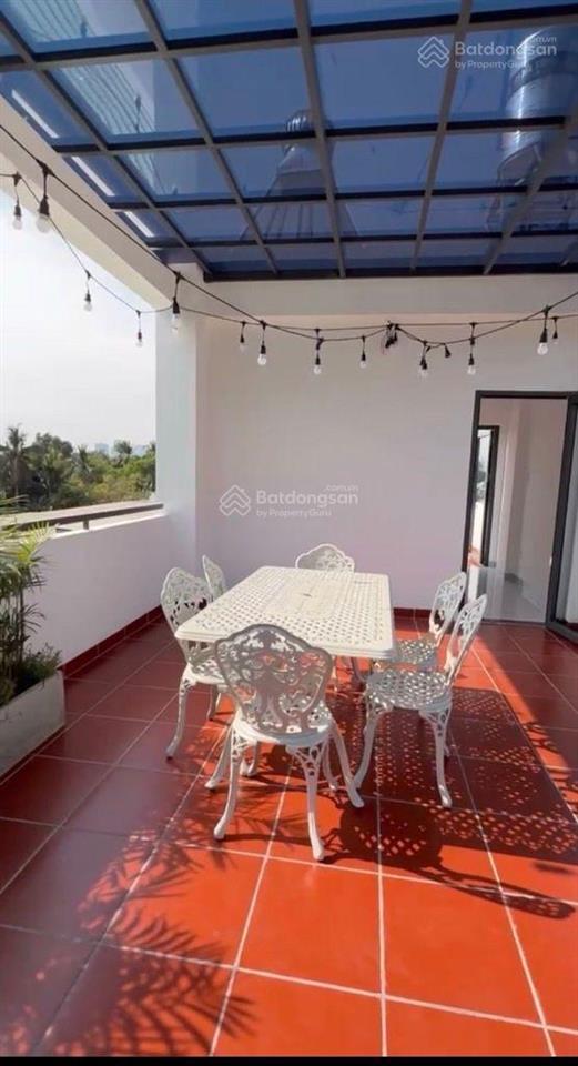 Bán nhà 3 tầng  lô góc  bình quới  3pn  dt 52m2 (4,2x13m)  p28  chỉ nhỉnh 5 tỷ