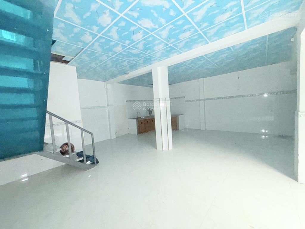 Chủ định cư, gấp bán giảm 8tỷ về 7,2, chỉ 132tr/m2. bán nhanh nhà 2 tầng 54m2(7x8) gần công an p13