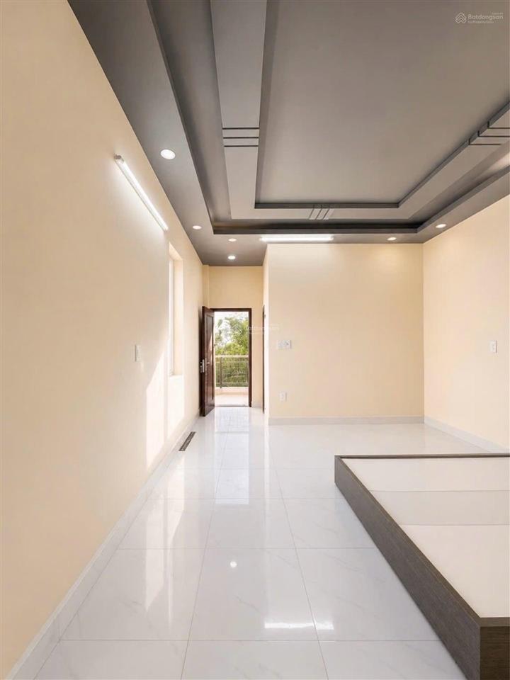 Sát mặt tiền  phan văn trị  nhà 3 tầng  dt 58m2 (4,2x14m)  phường bình lợi trung