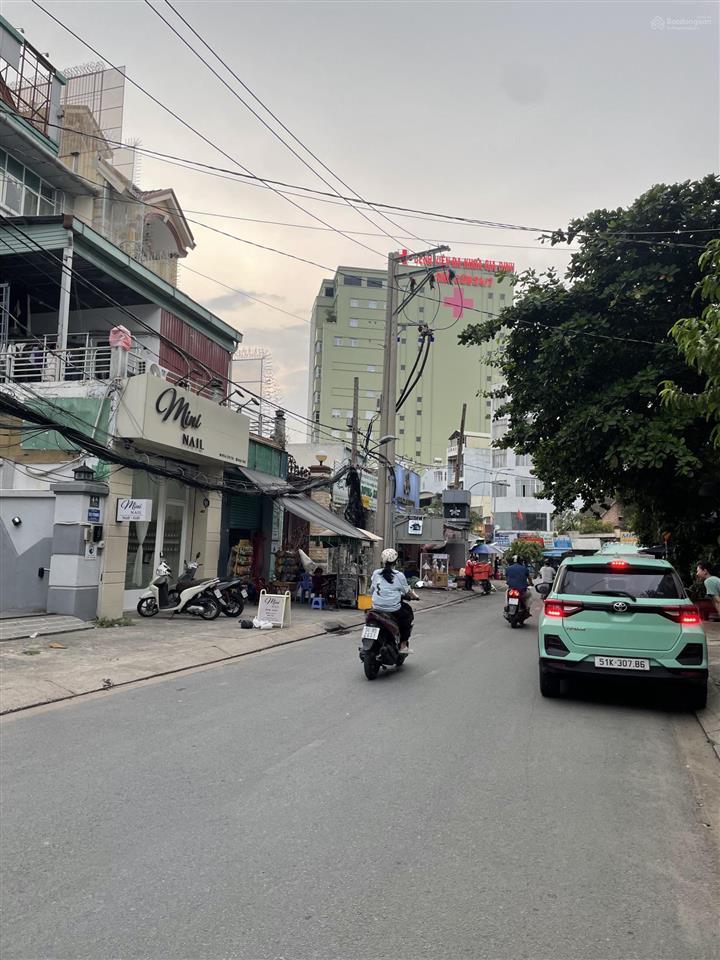 Giáp quận 1  nhà 70m2  2 tầng  cách 20m ra mt  nơ trang long  phường bình lợi trung