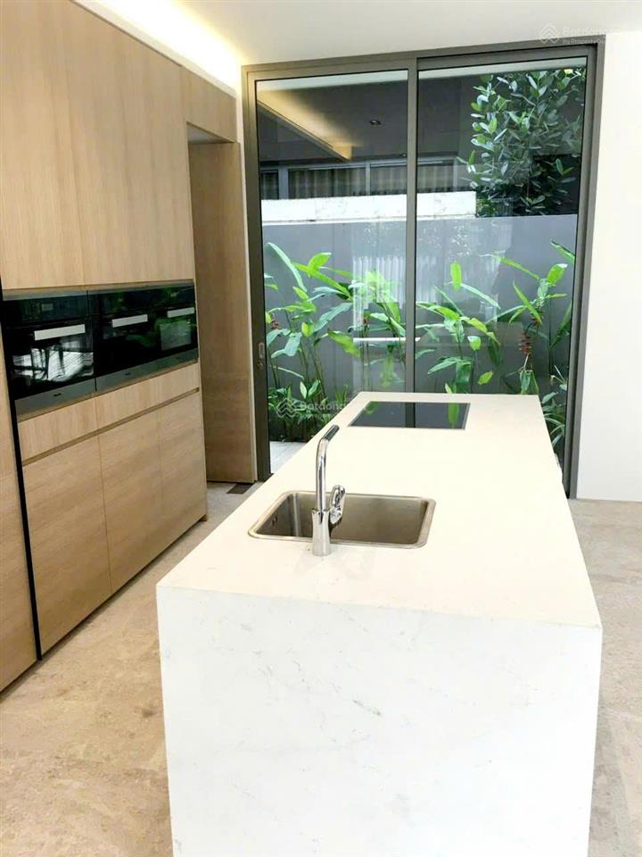 Cho thuê biệt thự holm thảo điền nhà 2 mặt tiền 525m2 hồ bơi, sân vườn, hiện đại cao cấp  293tr/t