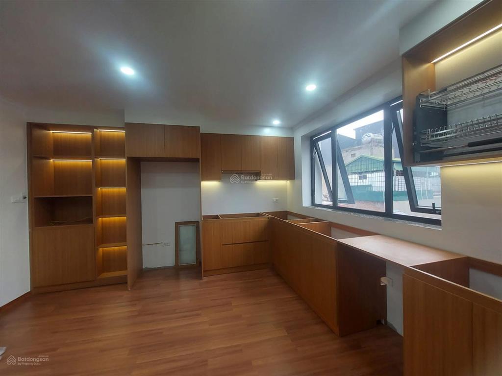 Bán gấp siêu phẩm nhà phố yên lạc, minh khai hai bà trưng, dt 145m2 8t mt 6,5m kd 180tr/tháng