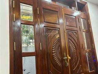 Nhà thanh am 5 tầng 150m2 sử dụng full nội thất xịn sổ đỏ lâu dài. nhà đẹp ở ngay. tiện ích