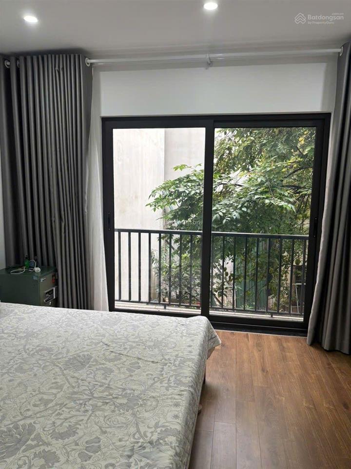 Nhà thanh am, 5 tầng 150m2 sử dụng full nội thất xịn sổ đỏ lâu dài. nhà đẹp ở ngay. tiện ích