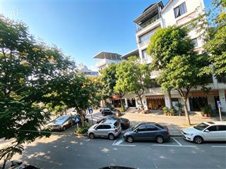 Phân lô phúc lợi thang máy full nội thất xịn sò vỉa hè ô tô tránh kinh doanh đỉnh