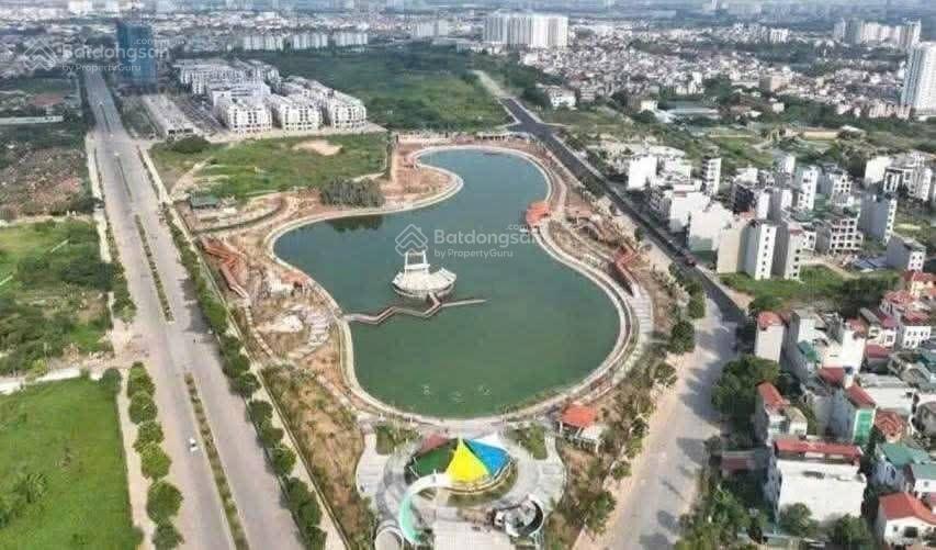 Lô đất tđc thanh am view hồ ô tô tránh kinh doanh đỉnh .66m2 x mt5 m x giá 9.8 tỷ. wiev hồ