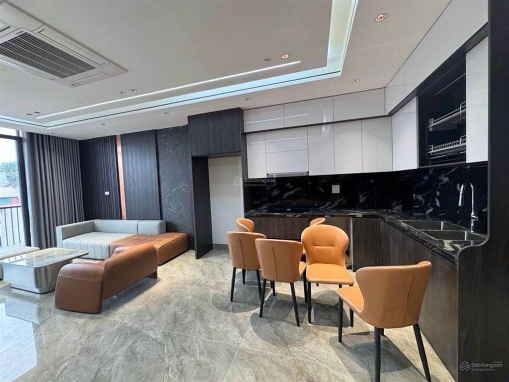 Siêu phẩm sài đồng 6 tầng thang máy full nội thất nhà mới tinh diện tích 54m