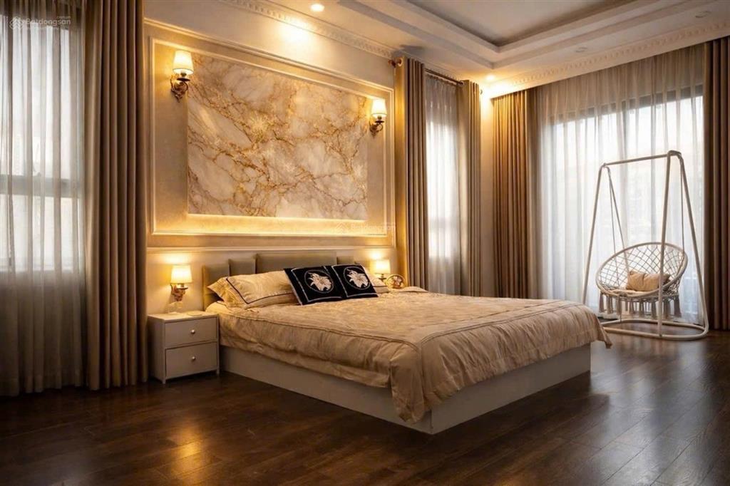 Chính chủ bán gấp nhà sài đồng long biên 6 tầng thang máy full nội thất 12,6 tỷ