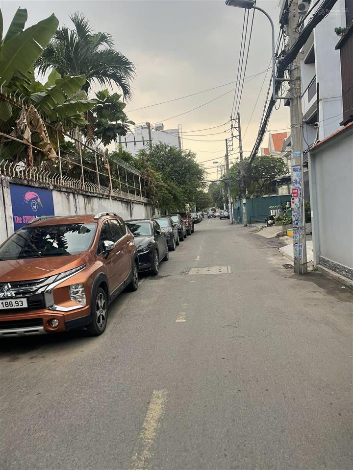 Mặt tiền biệt thự an khánh  ngang 5.4m  giá chỉ 18 tỷ, hiếm như vàng