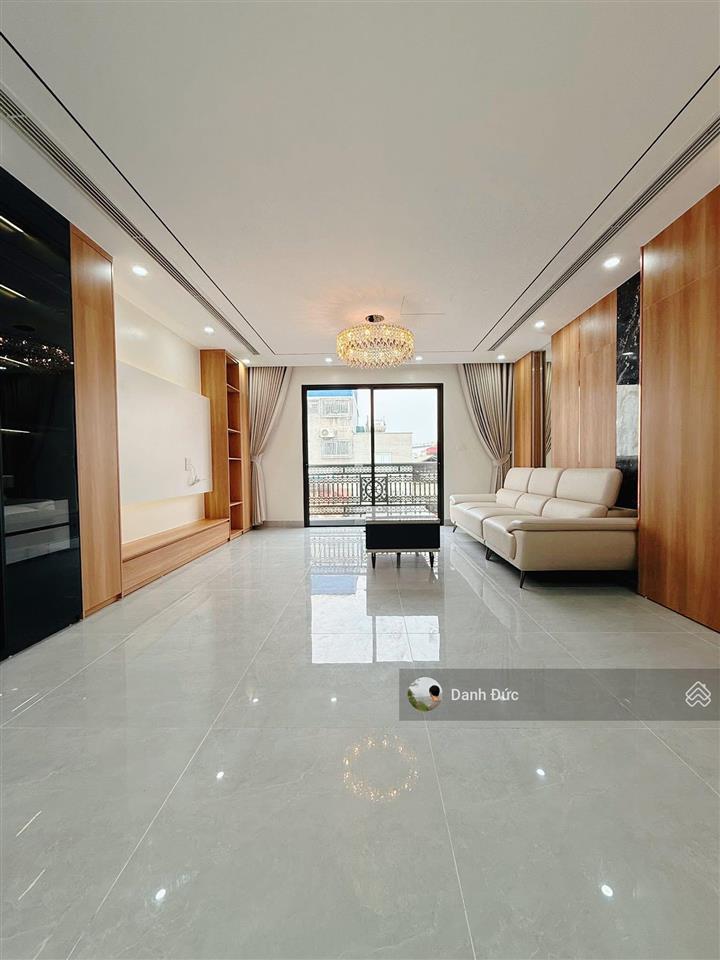 Bán nhà phạm tuấn tài 70m2mt 5.2m  vỉa hè rộng 3m  đường ô tô tránh  thang máy