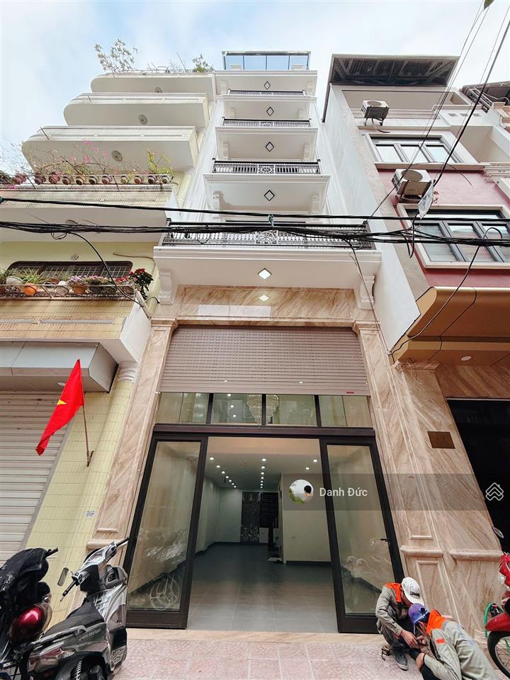 Bán nhà phạm tuấn tài 70m2mt 5.2m  vỉa hè rộng 3m  đường ô tô tránh  thang máy