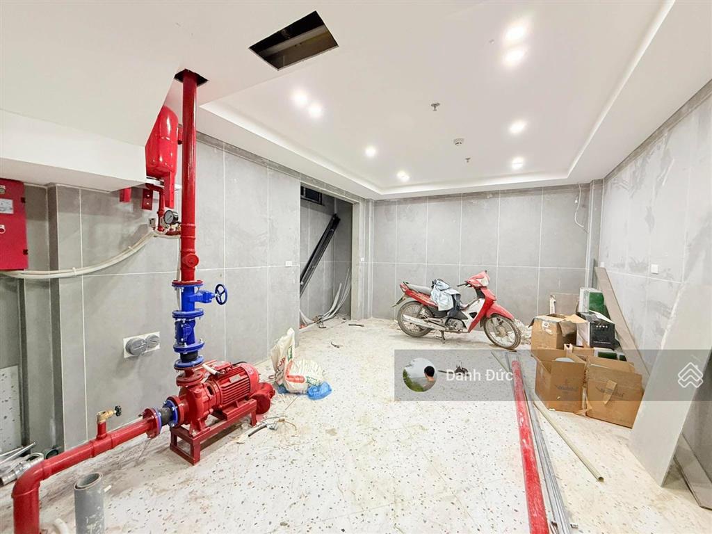 Bán nhà mặt phố cổ nhuế 79m2  xây mới tinh  cho thuê kinh doanh đẳng cấp  văn phòng + chdv