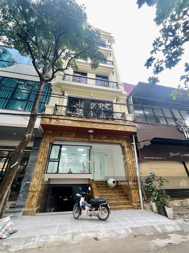 Cực hiếm! bán toà văn phòng trần quý kiên 91m2, mt 6m  có hầm  phân lô ô tô tránh