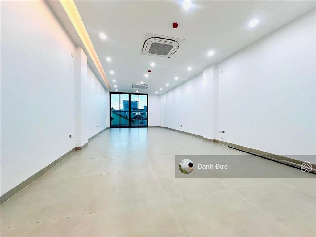 Bán nhà nguyễn văn huyên 80m2mt 5.2m  mặt ngõ kinh doanh vip  thang máy