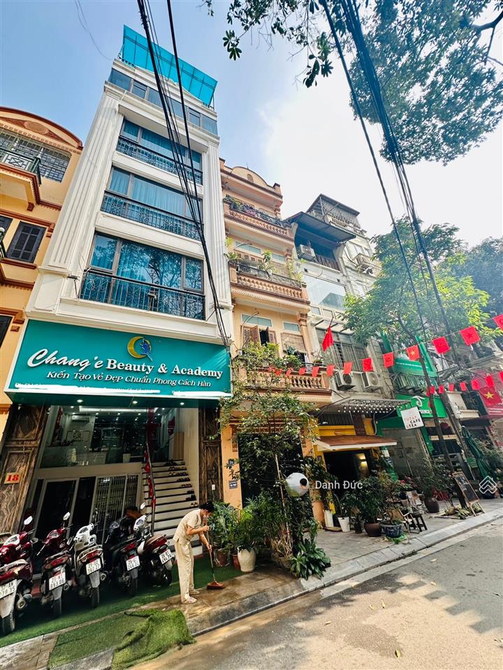 Bán nhà trần thái tông 75m2mt 5m  thang máy  phân lô vỉa hè ô tô tránh  kinh doanh