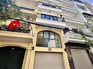 Bán nhà ngõ 106 hoàng quốc việt 68m2mt 5m  phân lô vỉa hè ô tô tránh  thang máy