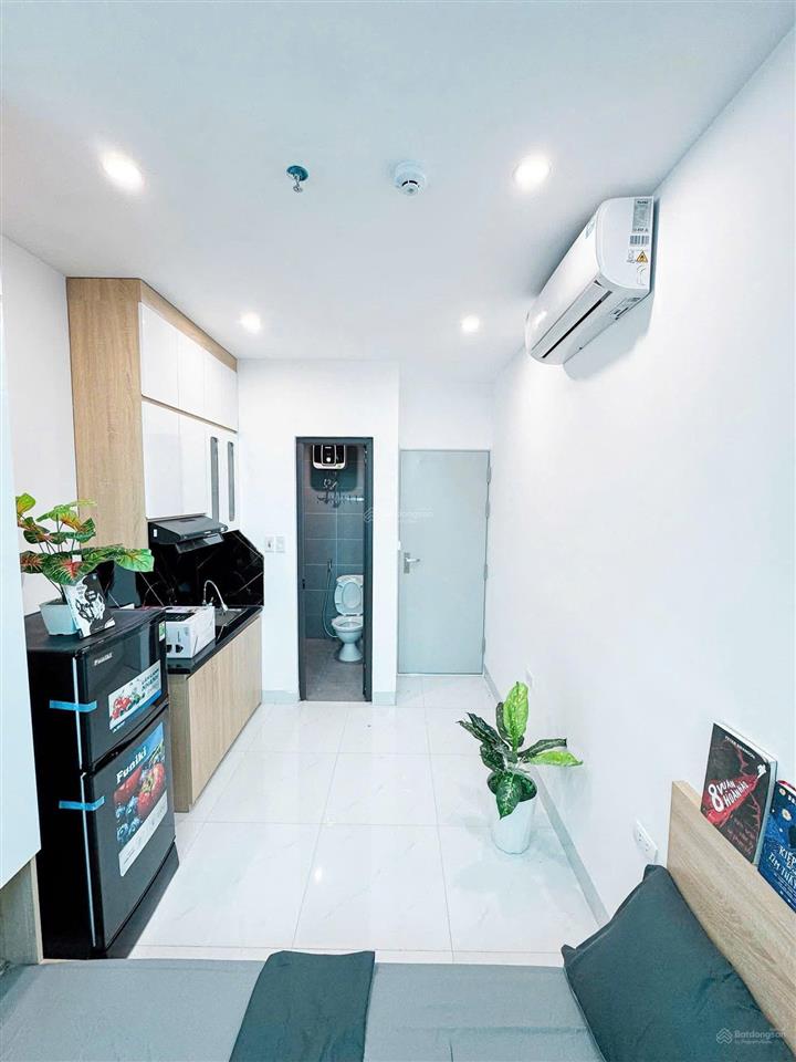 Bán tòa chdv dịch vọng 76.7m2  25 phòng  chỉ hơn 200tr/m2 cách phố chỉ 30m