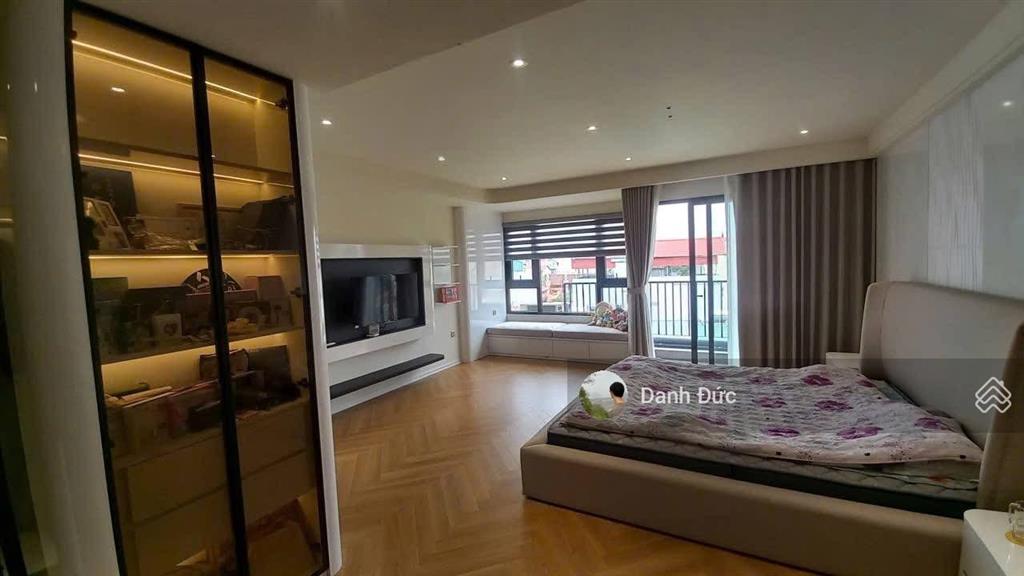 Bán nhà phạm tuấn tài 55m², mt 5m  phân lô vỉa hè ô tô tránh  thang máy  ngõ thông 2 mặt phố