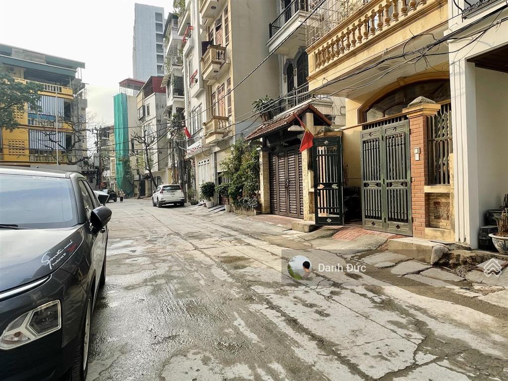 Bán nhà phùng chí kiên 75m2, mt 5m  mặt ngõ phân lô vỉa hè ô tô tránh  thang máy