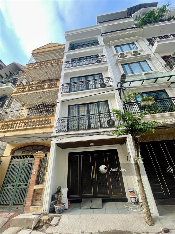 Bán nhà phùng chí kiên 75m2, mt 5m  mặt ngõ phân lô vỉa hè ô tô tránh  thang máy